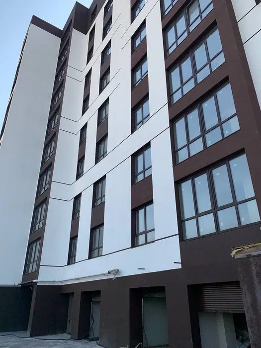 Двох кімнатна ЖК Атмосфера центр озеро
