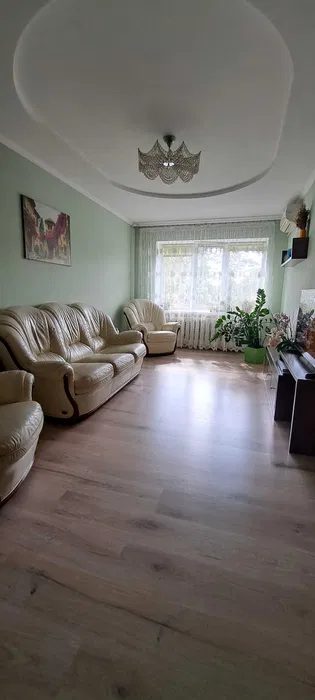 Продам 3 кімнатну квартиру в р-ні Пивзаводу.