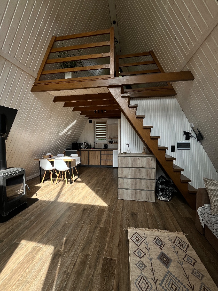 Фото 3 житла «Riverview cottage» у Пилипець